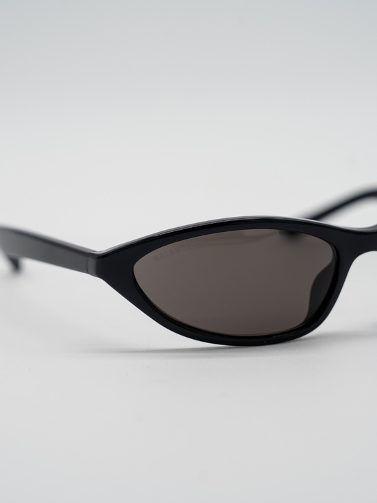 Balenciaga BB0402S Neo Oval Sunglasses 001 Black main image 9